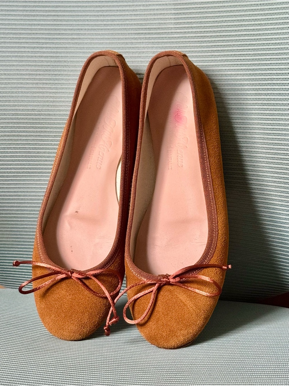 Saks Fifth Avenue Genuine Suede Ballet Bow Flats - Chestnut Tan 37-1/2 GUC